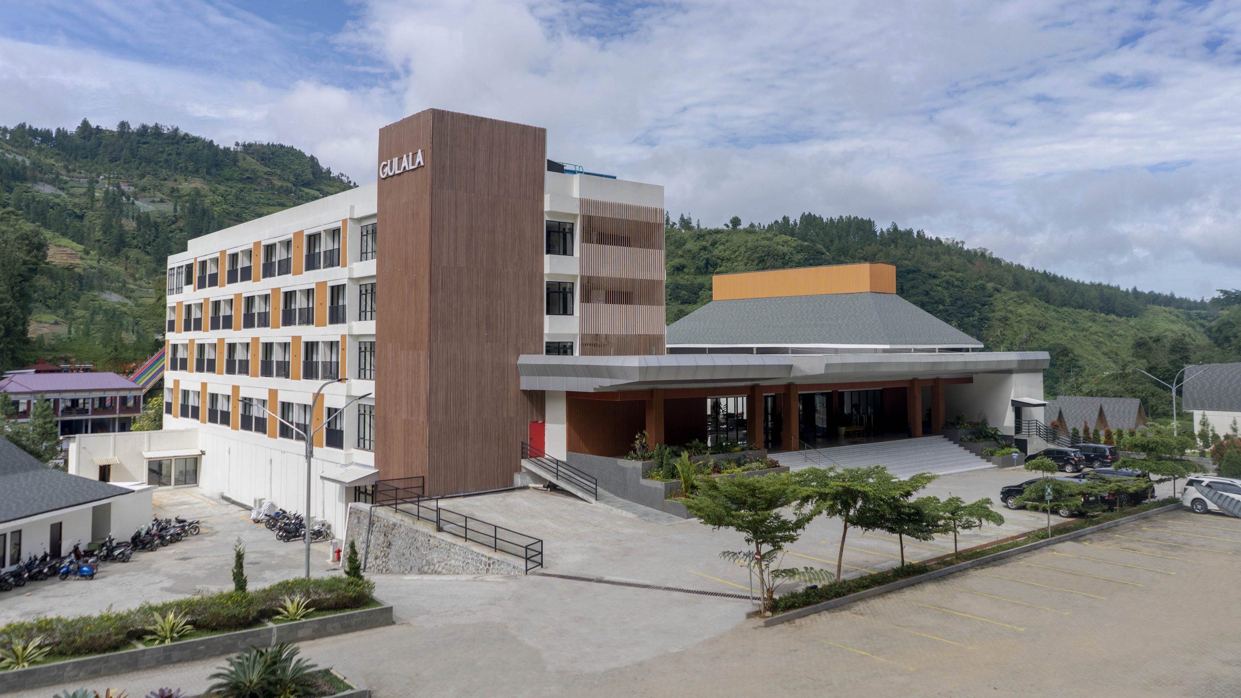 Soeselo Waras Bergas (Gulala Azana Hotel & Resort)