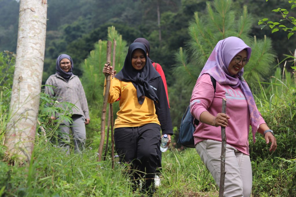 Paket Rumah Angsa Forest Bathing Half Day
